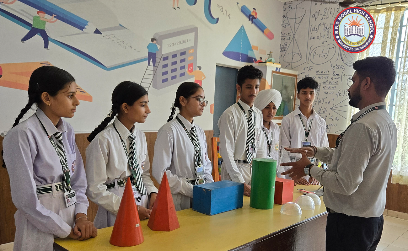 Best senior secondary school in Garhshankar